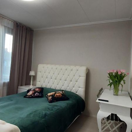 Cozy Room In Host House Near Rotterdam มาสเลาส์ ภายนอก รูปภาพ